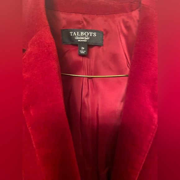 Talbots Classic Velvet Blazer in Rich Ruby Red - Size 2P - Picture 3 of 6